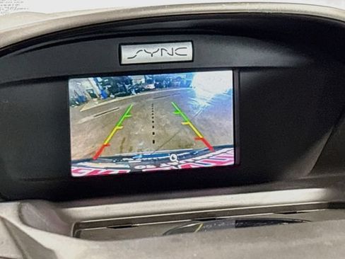 Used 2018 Ford Escape SE FWD image 13