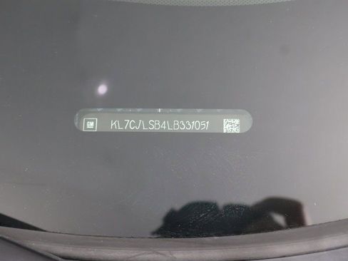 Used 2020 Chevrolet Trax LT w/ Driver Confidence Package FWD image 42