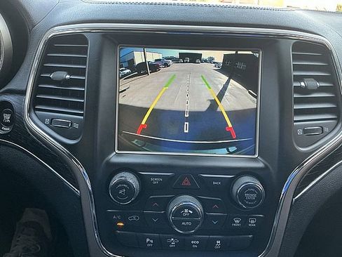 Used 2015 Jeep Grand Cherokee Summit image 26