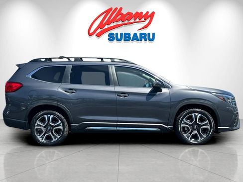 Used 2023 Subaru Ascent Limited AWD/4WD image 3