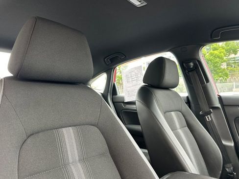 Used 2022 Honda Civic Sport image 16