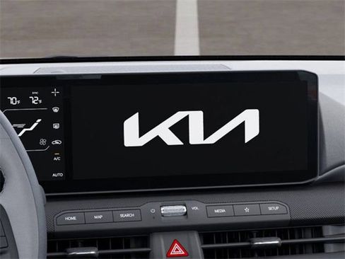 Certified 2025 Kia K4 EX FWD image 20