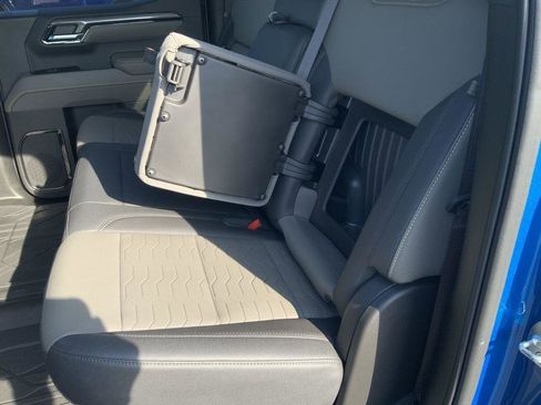 Used 2023 Chevrolet Silverado 1500 ZR2 w/ Technology Package image 57