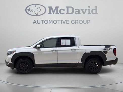 Used 2023 Honda Ridgeline RTL-E image 2