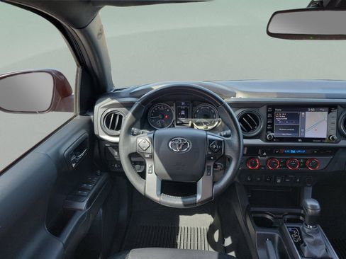 Used 2023 Toyota Tacoma TRD Off-Road w/ TRD Premium Off Road Package AWD/4WD image 5