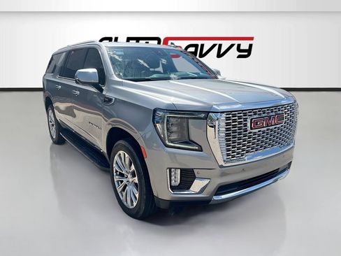 Used 2024 GMC Yukon XL Denali AWD/4WD image 1