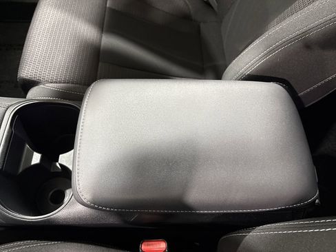 Used 2024 Subaru Outback Premium image 21