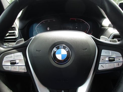 Used 2024 BMW X3 xDrive30i AWD/4WD image 16