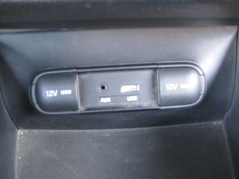 Used 2015 Kia Soul image 38