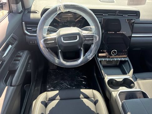 New 2027 GMC Terrain Denali w/ LPO, Floor Liner Package AWD/4WD image 12
