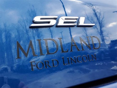 Certified 2024 Ford Edge SEL w/ Convenience Package image 6