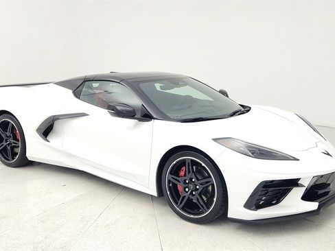 Certified 2024 Chevrolet Corvette Stingray Preferred Conv w/ Battery Protection Package image 1