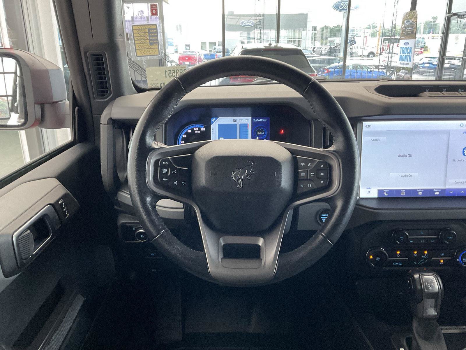 Used 2024 Ford Bronco Black Diamond AWD/4WD image 20