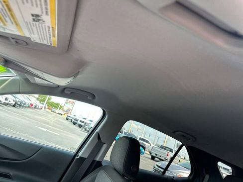 Used 2022 Chevrolet Equinox LT image 27