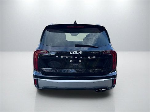 Used 2023 Kia Telluride S w/ S Sunroof Package image 6