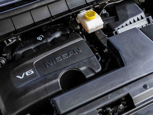 Certified 2024 Nissan Pathfinder SL image 31