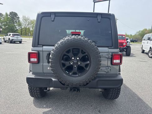 Used 2023 Jeep Wrangler Willys image 7