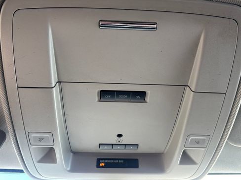 Used 2018 GMC Sierra 1500 SLE w/ SLE Value Package image 14