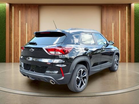 Certified 2023 Chevrolet TrailBlazer RS w/ Sun and Liftgate Package AWD/4WD image 33