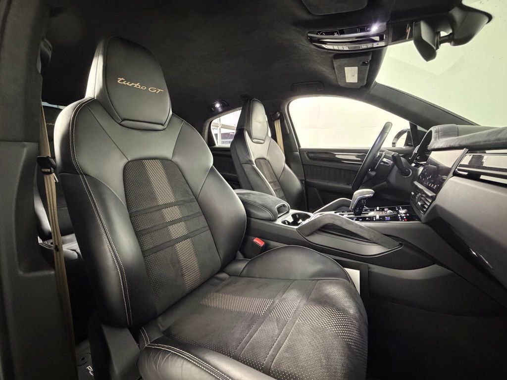Certified 2023 Porsche Cayenne Turbo GT AWD/4WD image 23