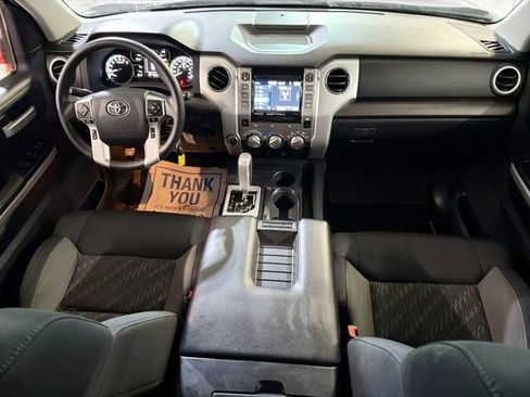 Used 2018 Toyota Tundra SR5 image 10