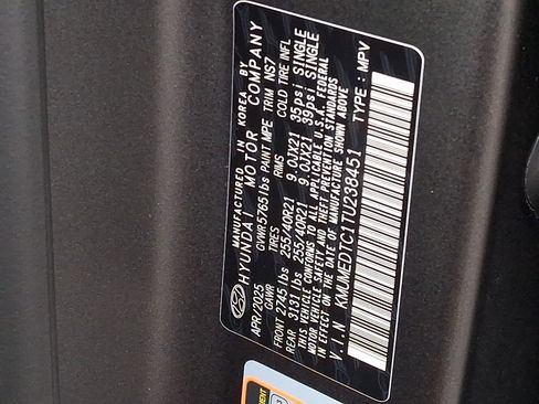 Certified 2026 Genesis GV70 3.5T Sport Prestige AWD/4WD image 28