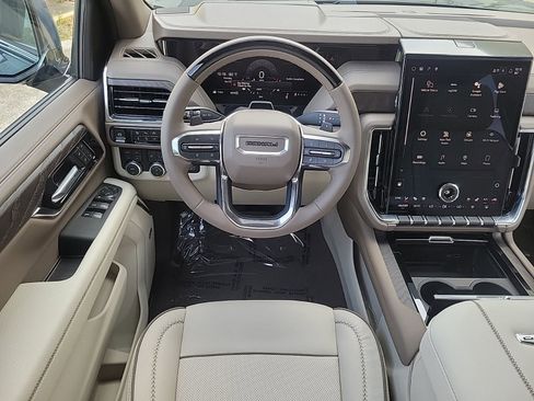 New 2026 GMC Yukon XL Denali w/ Denali Reserve Package AWD/4WD image 14