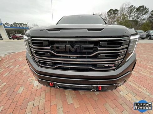Used 2025 GMC Sierra 1500 AT4 w/ AT4 Premium Package AWD/4WD image 23