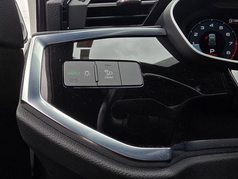 Used 2024 Audi Q3 2.0T Premium AWD/4WD image 13