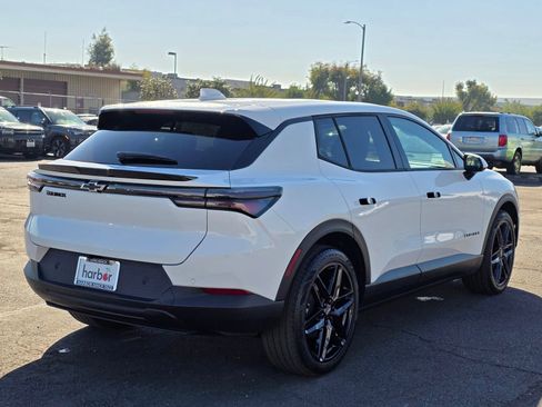 New 2026 Chevrolet Equinox EV LT w/ LPO, Blackout Package image 7