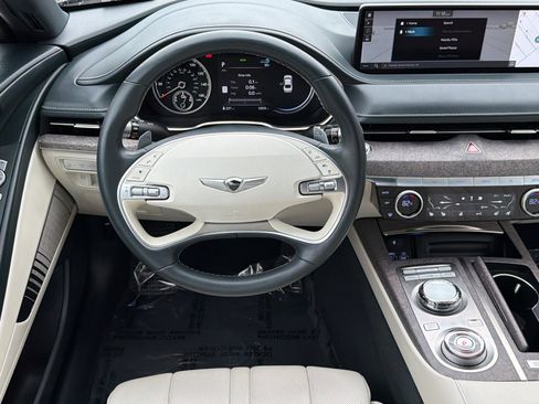 Used 2024 Genesis G80 image 15
