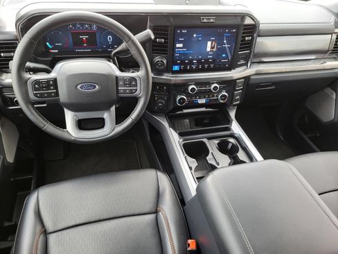 Used 2025 Ford F250 Lariat w/ Lariat Ultimate Package AWD/4WD image 19