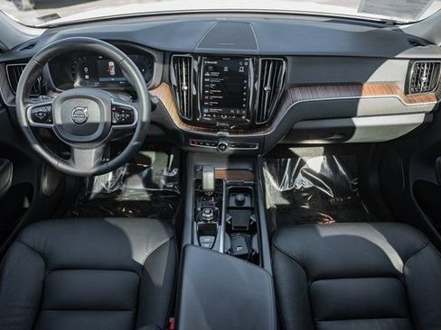 Used 2023 Volvo XC60 B5 Plus w/ Protection Package Premier image 21