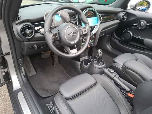 Used 2024 MINI Cooper S image 9