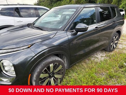 Used 2025 Mitsubishi Outlander SE AWD/4WD image 1