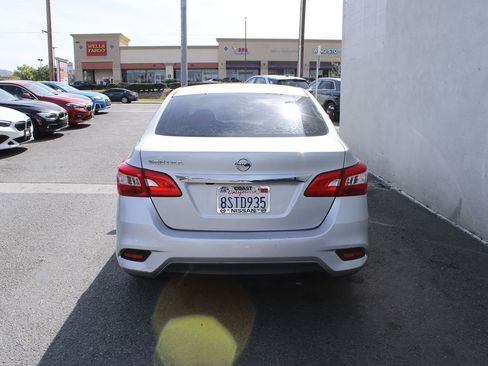 Used 2019 Nissan Sentra S image 6