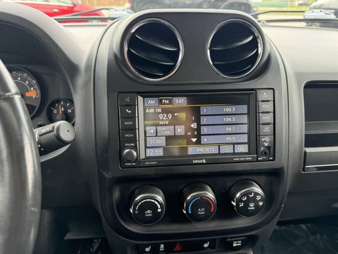 Used 2016 Jeep Patriot High Altitude image 18