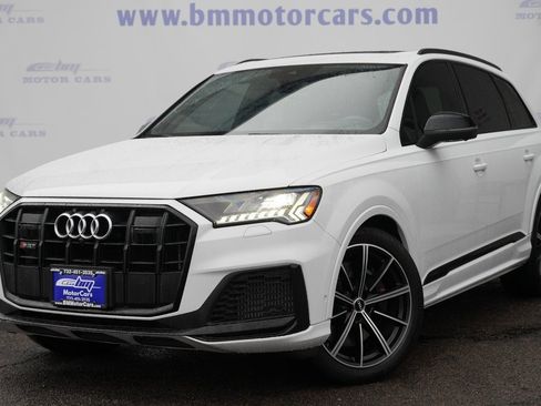 Used 2020 Audi SQ7 Prestige w/ Prestige Package image 2