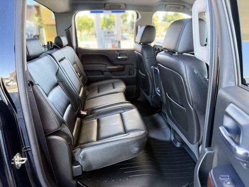 Used 2015 GMC Sierra 1500 SLT w/ SLT Crew Cab Value Package AWD/4WD image 18