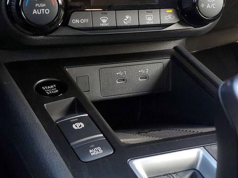 New 2026 Nissan Kicks SV image 29