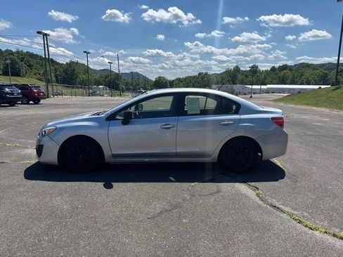 Used 2014 Subaru Impreza 2.0i AWD/4WD image 5