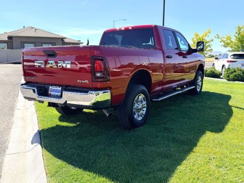 Used 2026 RAM 2500 Big Horn AWD/4WD image 6