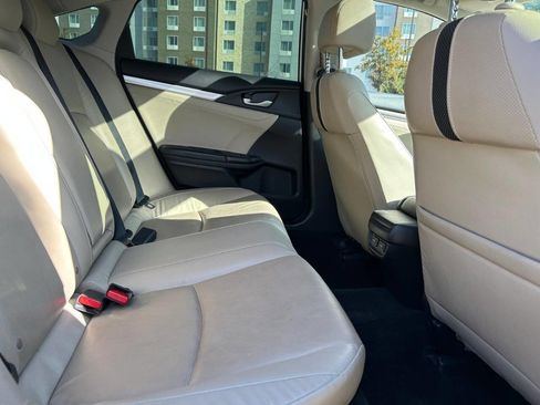 Used 2019 Honda Civic Touring image 25