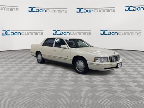 Used 1999 Cadillac De Ville D'Elegance image 2
