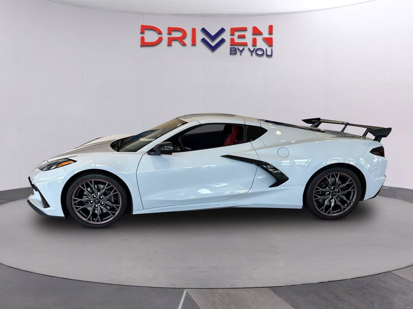 Used 2023 Chevrolet Corvette Stingray Coupe w/ Z51 Performance Package RWD image 6