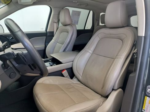 Used 2022 Lincoln Aviator Reserve w/ Elements Package Plus AWD/4WD image 9