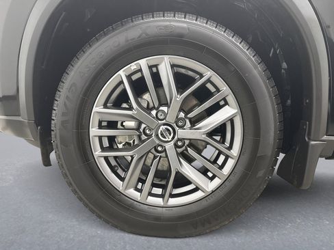 Used 2021 Nissan Rogue S image 23