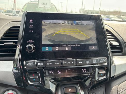 Used 2023 Honda Odyssey Sport image 21