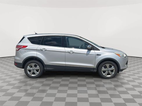 Used 2015 Ford Escape SE AWD/4WD image 31