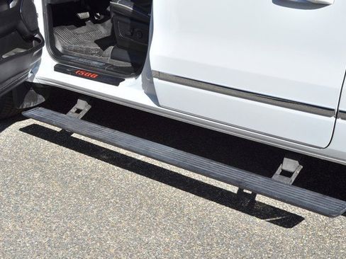 Used 2022 RAM 1500 Limited w/ Body Color Bumper Group image 16